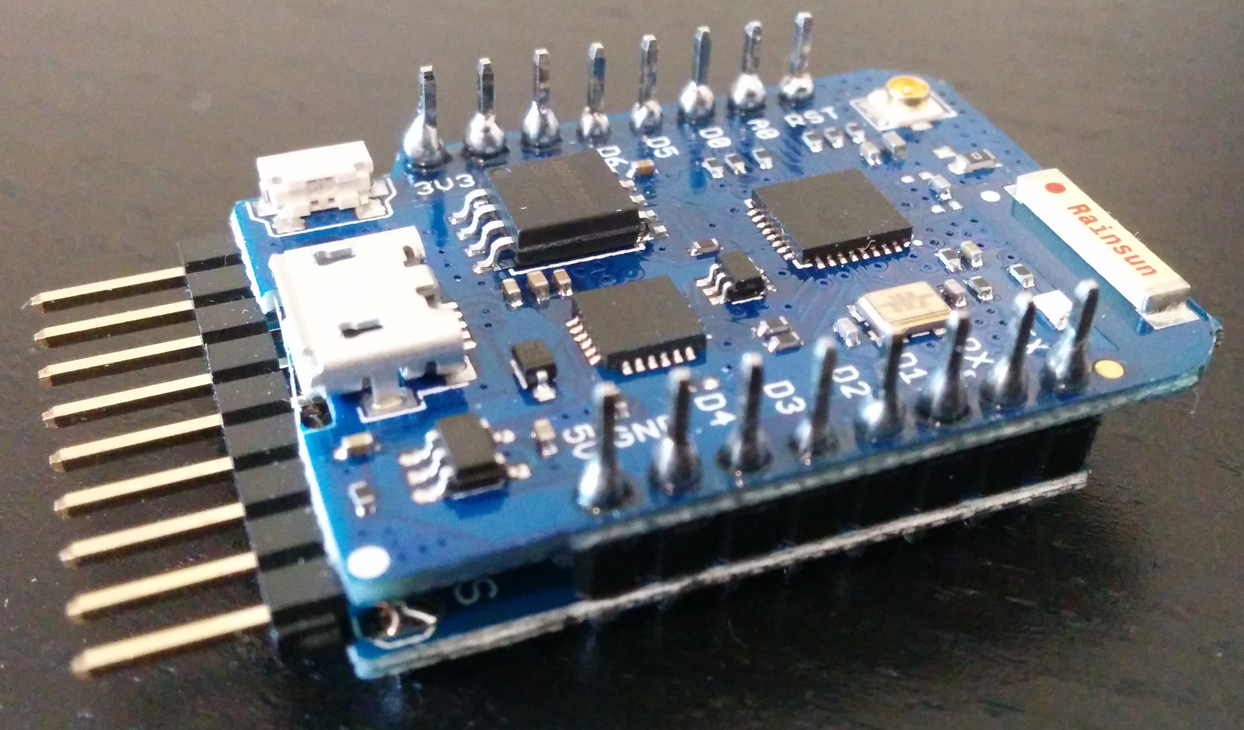 D1 mini pro and motor shield